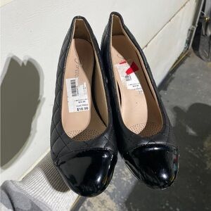 Elegant Black Quilted Loafers